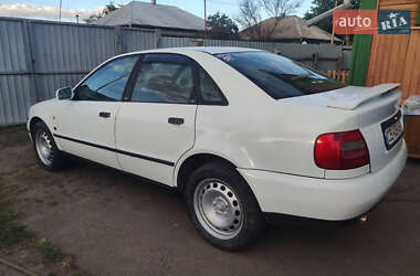 Седан Audi A4 1996 в 