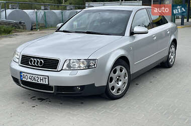 Седан Audi A4 2001 в 