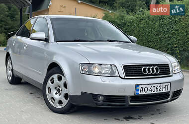 Седан Audi A4 2001 в 