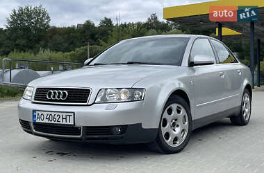 Седан Audi A4 2001 в 