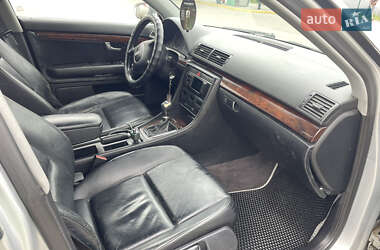 Седан Audi A4 2001 в 