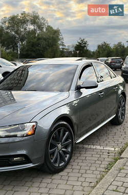 Седан Audi A4 2014 в 