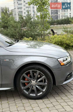 Седан Audi A4 2014 в 