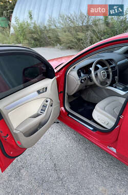 Седан Audi A4 2011 в 