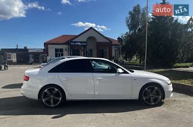 Седан Audi A4 2014 в 