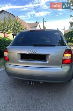 Универсал Audi A4 2004 в 
