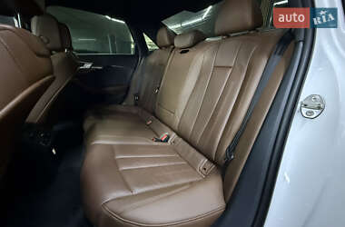 Седан Audi A4 2016 в 