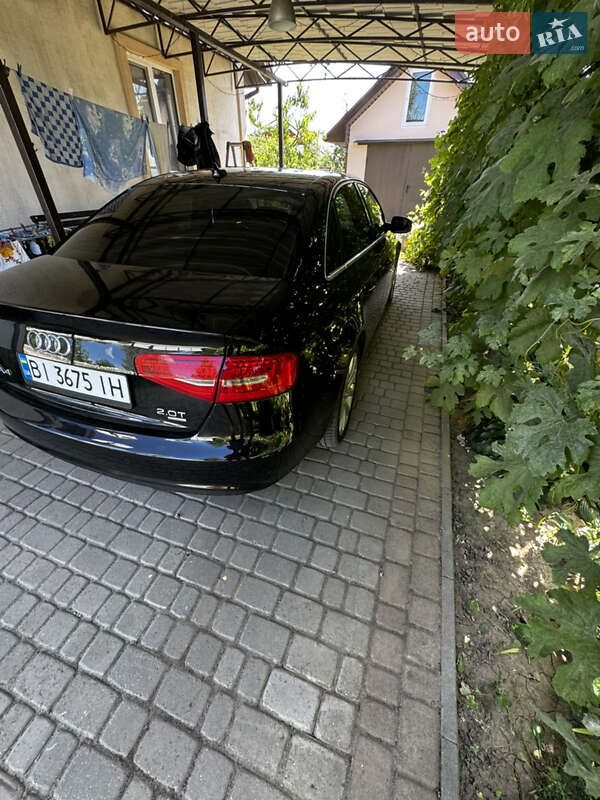 Седан Audi A4 2013 в Полтаве