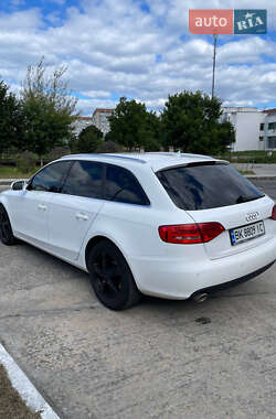 Универсал Audi A4 2010 в 