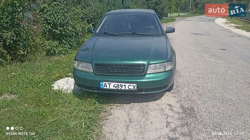 Седан Audi A4 1997 в 
