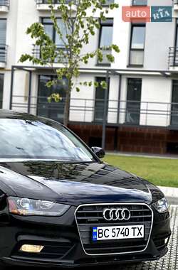 Седан Audi A4 2013 в Самборі