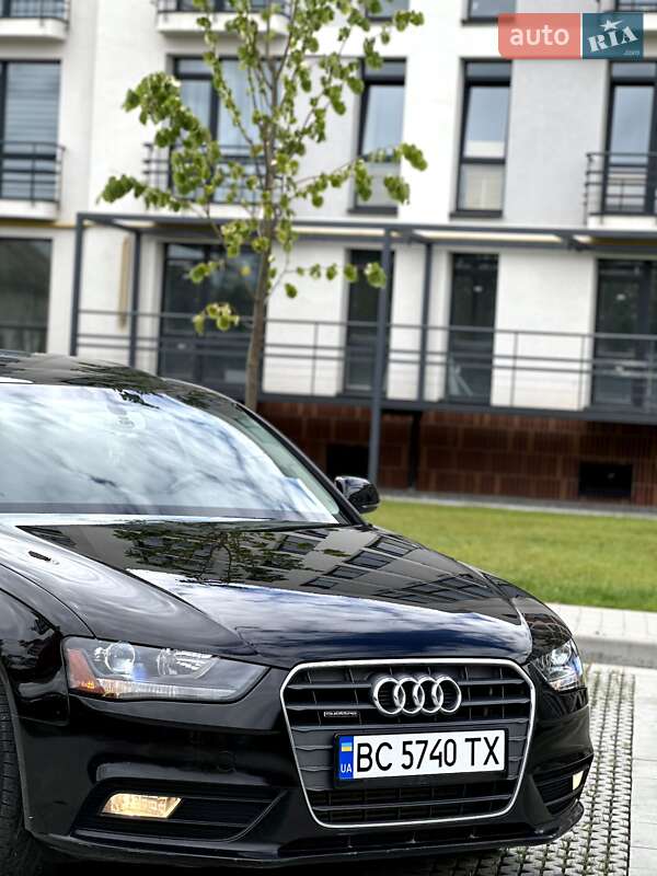 Седан Audi A4 2013 в Самборе