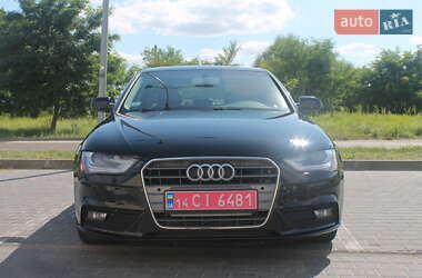 Седан Audi A4 2013 в 
