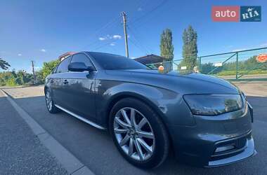 Седан Audi A4 2013 в 