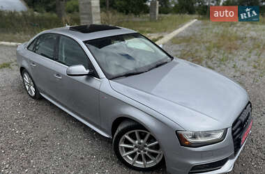 Седан Audi A4 2015 в 
