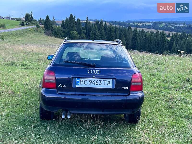 Универсал Audi A4 1997 в Турке