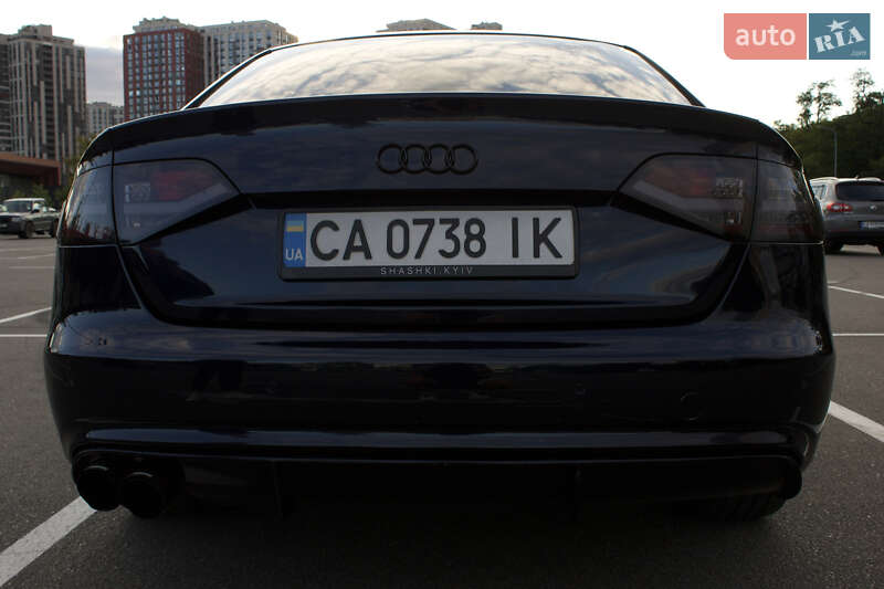Седан Audi A4 2010 в Киеве