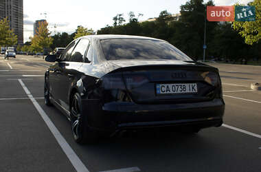 Седан Audi A4 2010 в 