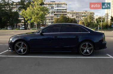 Седан Audi A4 2010 в 