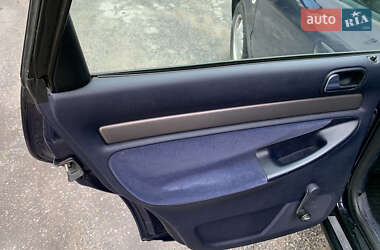 Универсал Audi A4 2001 в 