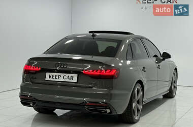 Седан Audi A4 2022 в 
