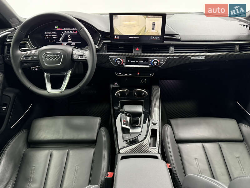 Седан Audi A4 2022 в Одессе