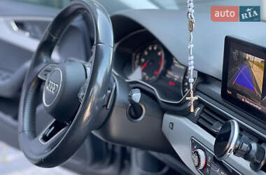 Седан Audi A4 2018 в 