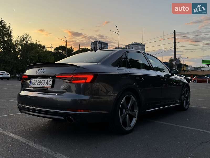 Седан Audi A4 2018 в Одессе