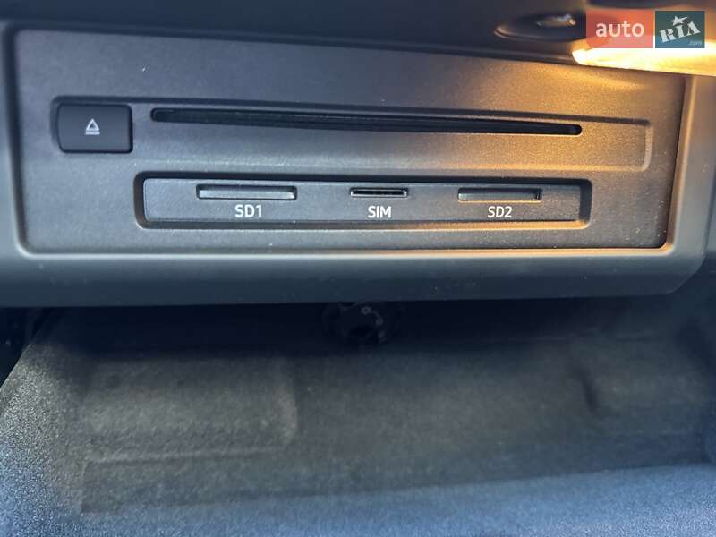 Седан Audi A4 2018 в Одессе