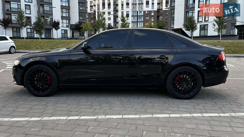 Седан Audi A4 2009 в Луцке