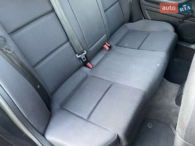 Универсал Audi A4 2003 в Каменском