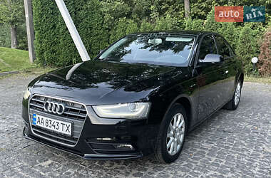 Седан Audi A4 2012 в Києві