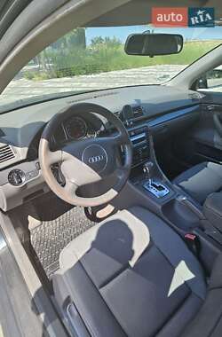 Седан Audi A4 2001 в 