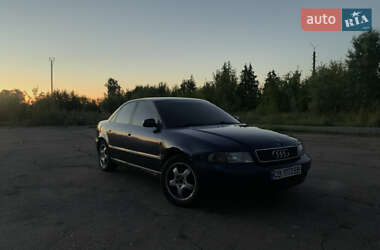 Седан Audi A4 1997 в 