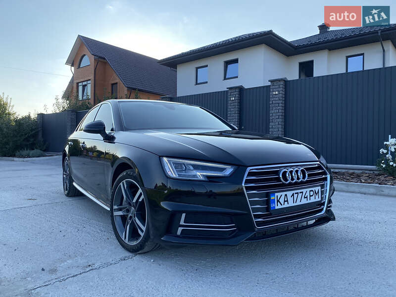 Седан Audi A4 2018 в 