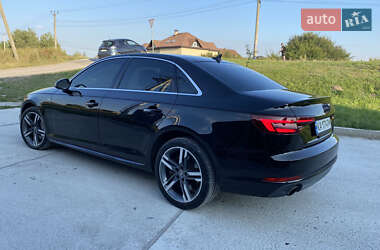 Седан Audi A4 2018 в 