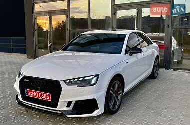 Седан Audi A4 2018 в 