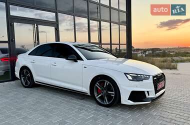 Седан Audi A4 2018 в 