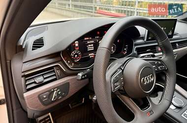 Седан Audi A4 2018 в 