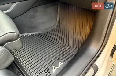 Седан Audi A4 2018 в 