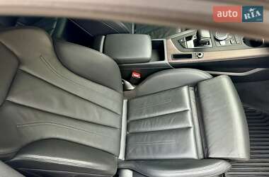 Седан Audi A4 2018 в 