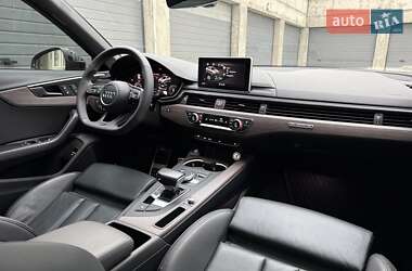 Седан Audi A4 2018 в 