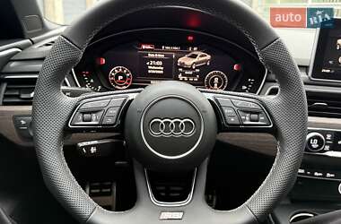Седан Audi A4 2018 в 