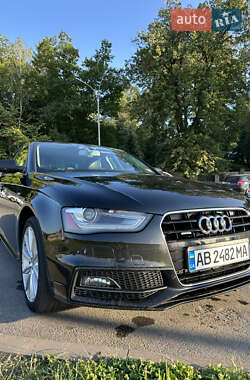 Седан Audi A4 2015 в Вінниці