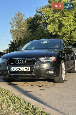 Седан Audi A4 2015 в 