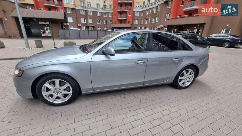 Седан Audi A4 2011 в Киеве
