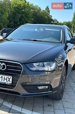 Универсал Audi A4 2011 в 