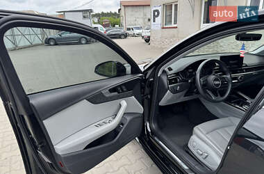Седан Audi A4 2021 в 
