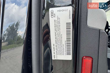 Седан Audi A4 2021 в 