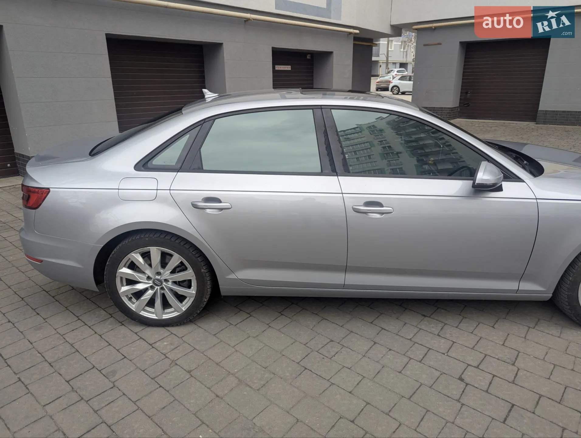 2016 Audi A4 - мініатюра 4